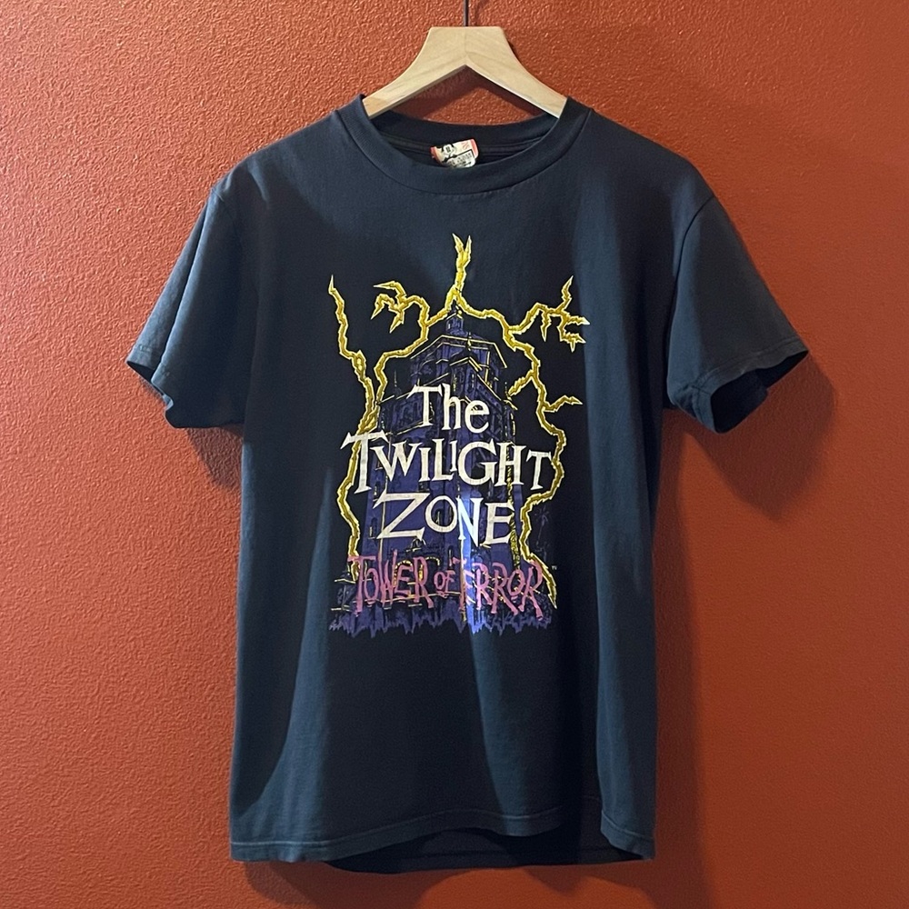 The Twilight Zone‎ Tower of Terror Men’s Vintage 90’s Disney Graphic Tee Shirt